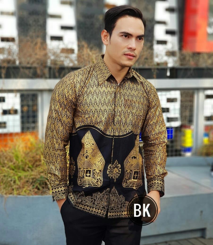  Kemeja  Batik  Pria Panjang Ekslusive Gunungan Wayang Gold  