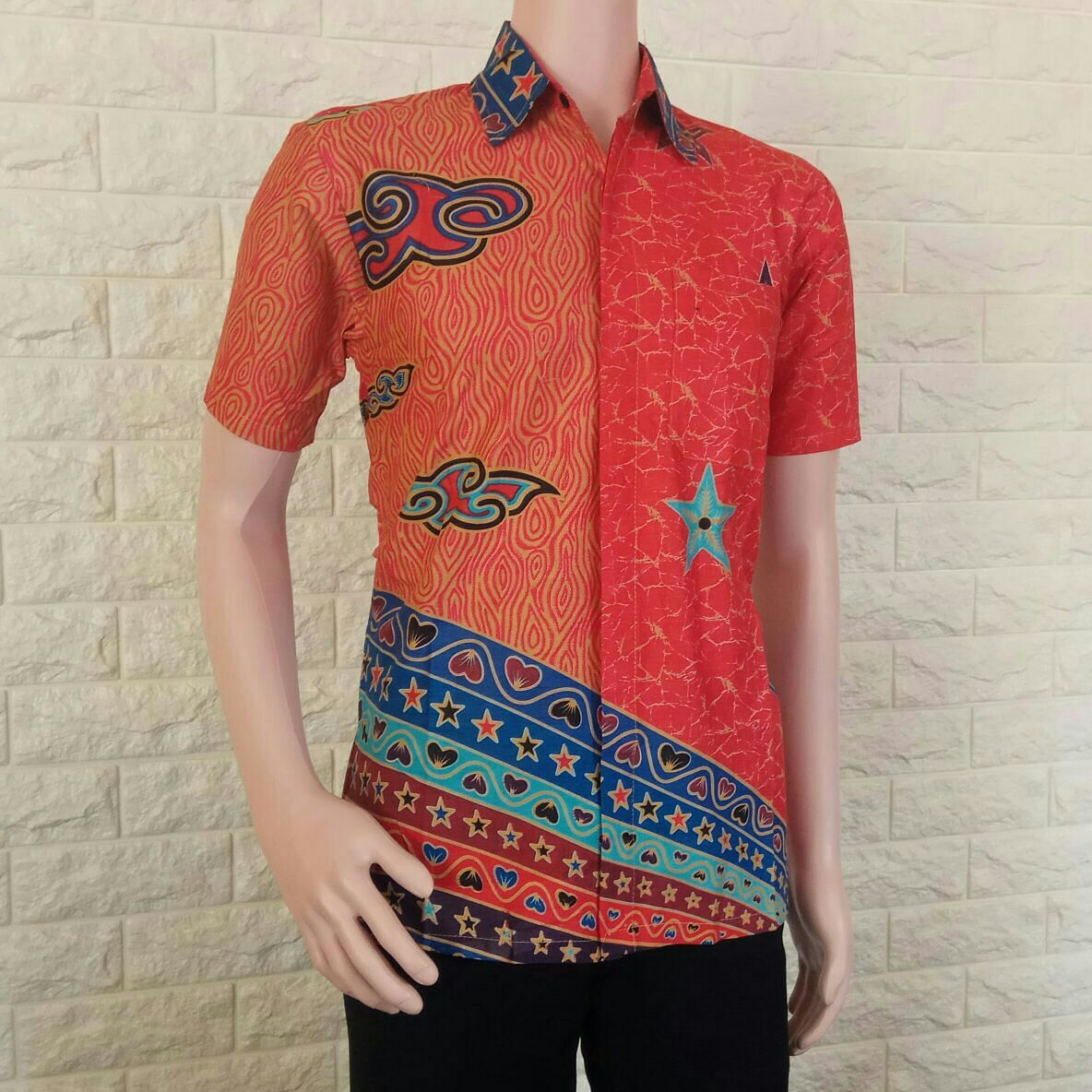 Kemeja Pendek Batik  Pria  Mega  Mendung  SF 