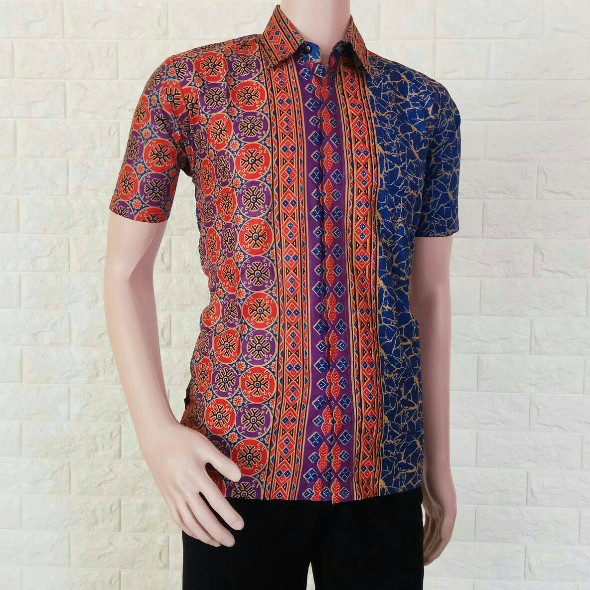 Kemeja Batik Pria Pendek  Jlamprang Warna Khas Pekalongan 